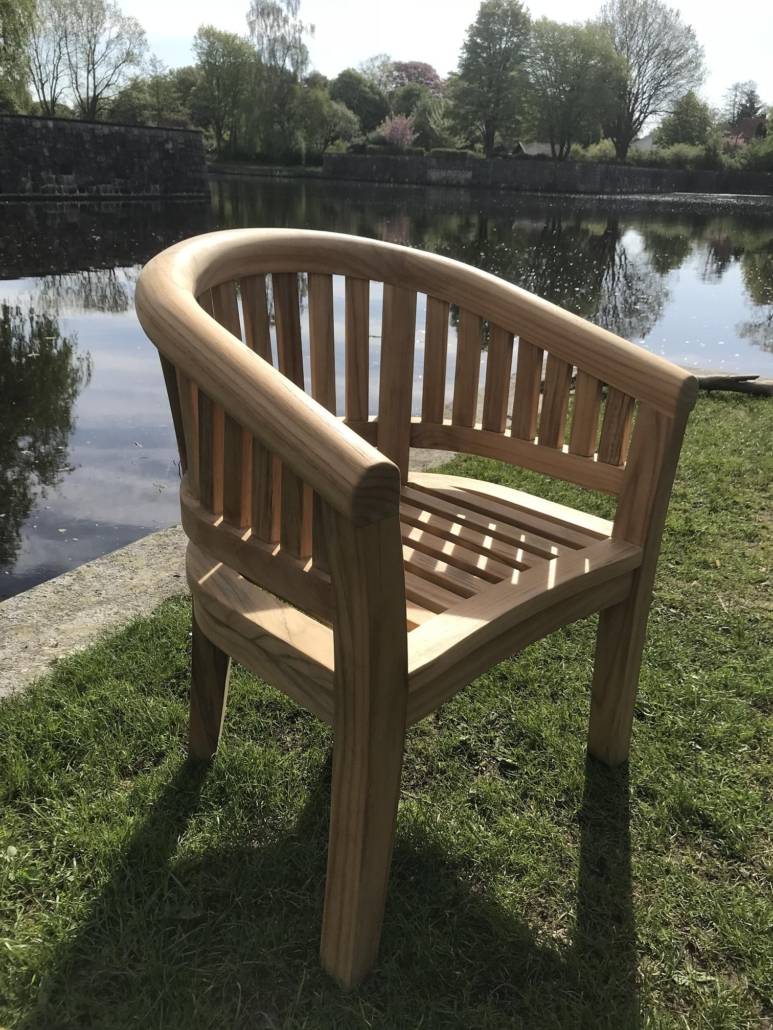 Teak Halbmond Sessel, extra massiv, bei Jarke Teak